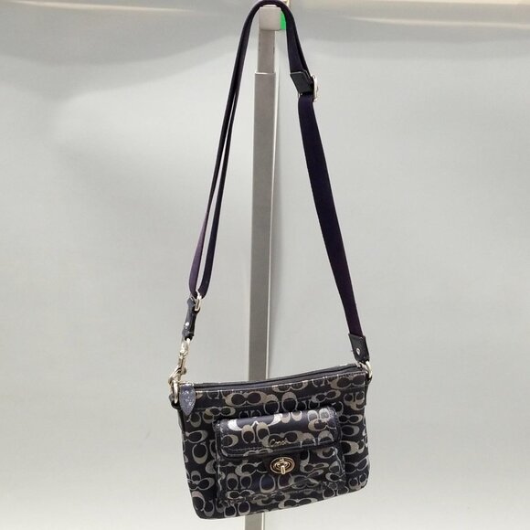 Coach Signature Turnlock Crossbody - Picture 3 of 7